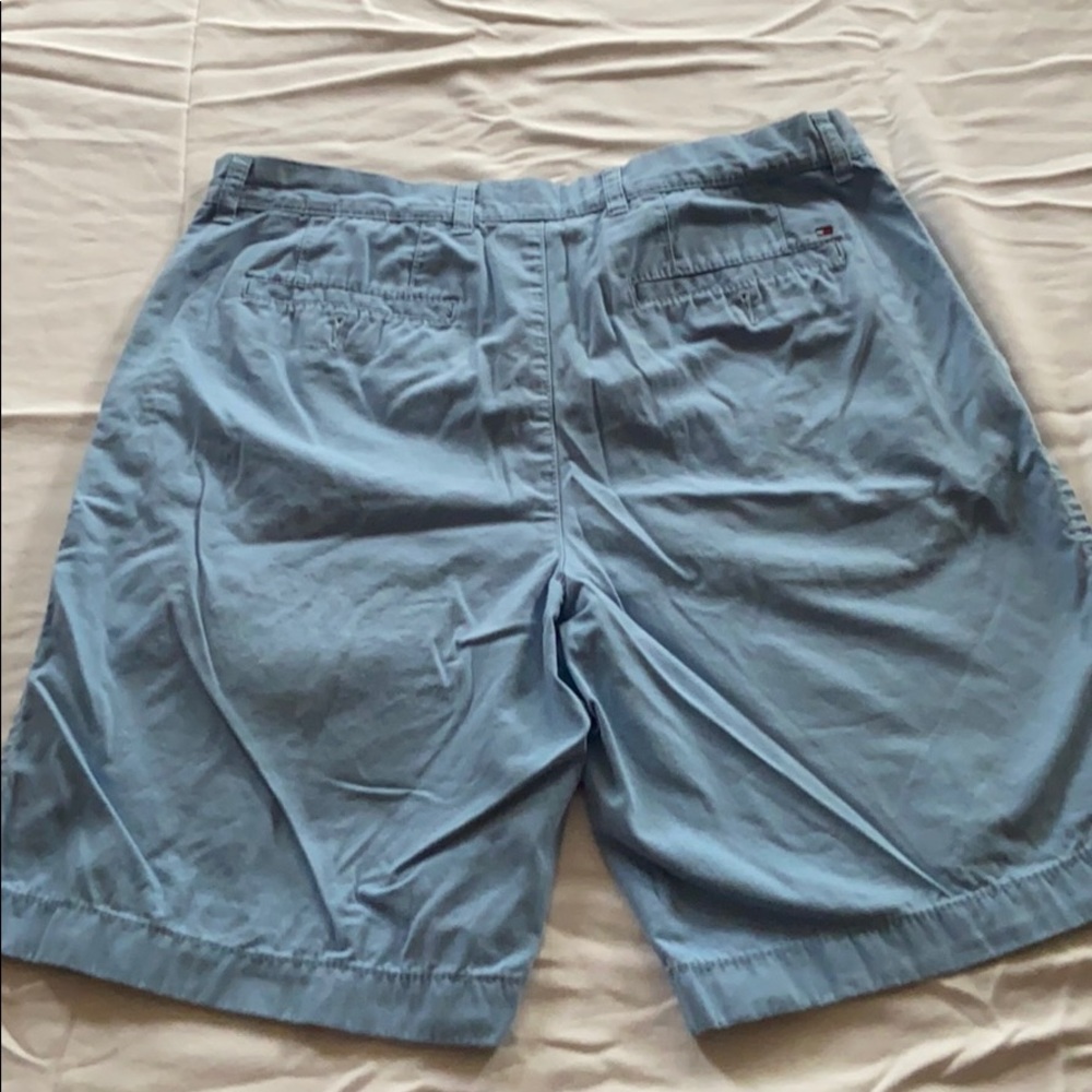TOMMY HILFIGER  BLUE SHORT SIZE 34 - Picture 2 of 7